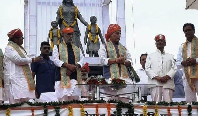 Defence Minister rajnath singh