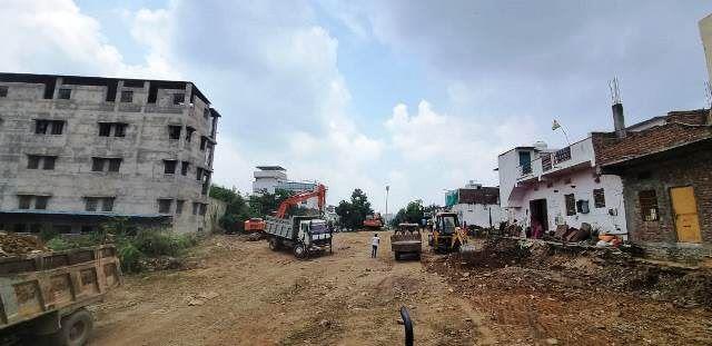 UIT removes encroachment in Sector 14 area