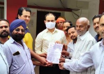 uttar pradesh business group demands to government to control online trading