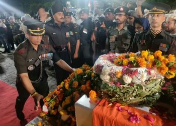 शहीद मेजर मुस्तफा बोहरा को अंतिम विदाई,सैन्य सम्मान से किया सुपुर्दे खाक