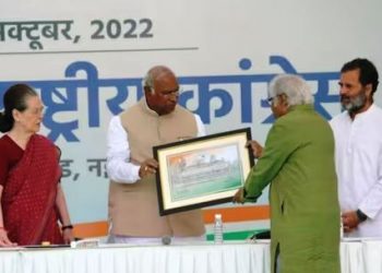 mallikarjun kharge takes charge as 1st non gandhi congress president