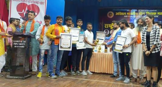 राष्ट्रीय योगवीर सम्मान से हुए सम्मानित योगगुरु सुधांशु द्विवेदी