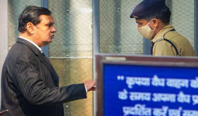 cbi arrest videocon chairman venugopal dhoot
