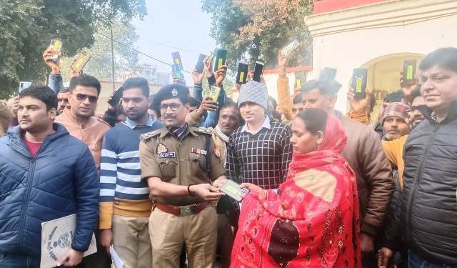 barabanki police recover 60 mobile