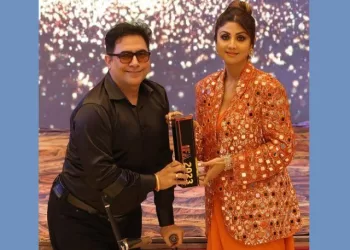 arth group ceo dr arvinder Singh honored with International Fame Award IFA-2023