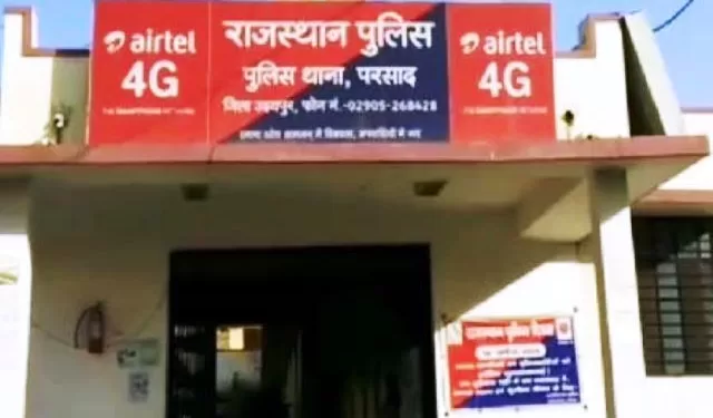 man suicide in parsad police station udaipur