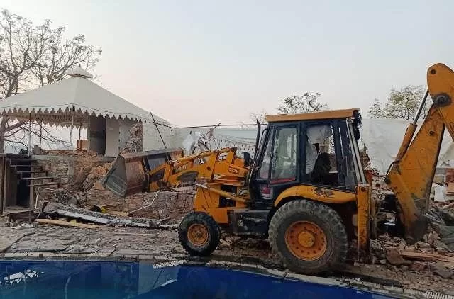 udaipur uit dismental illegal construction of ASP Divya mittal resort in udaipur