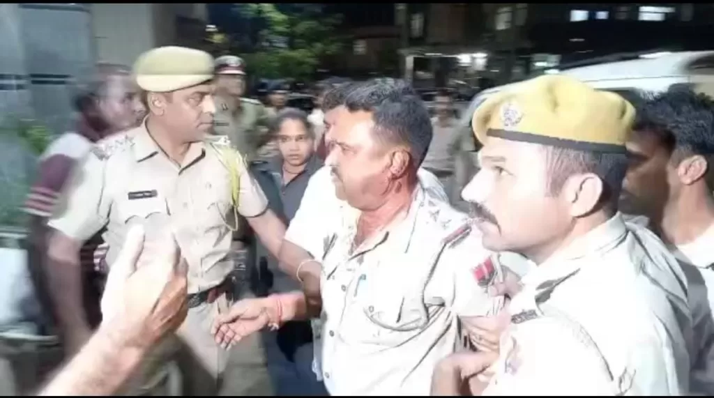 attack on police team in udaipur mandawa