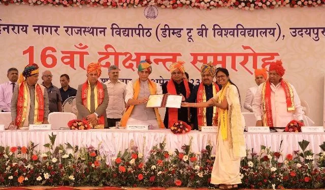 defence minister rajnath singh attended rajasthan vidyapeeth deemed university 16th convocation program