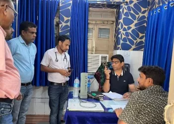 udaipur cmho sudden inspection on CHC And PHC in rural areas