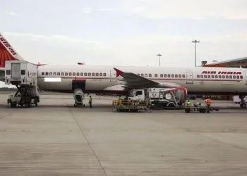 Pilot refuses to fly delayed Air India flight passengers stranded for 5 hours at jaipur airportPilot refuses to fly delayed Air India flight passengers stranded for 5 hours at jaipur airport