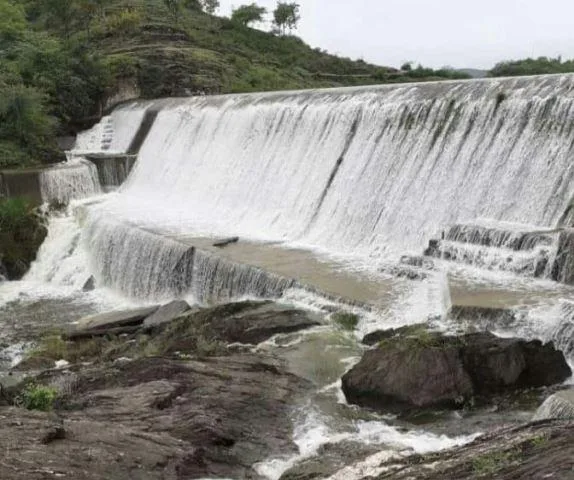 udaipur madar bada talab overflow