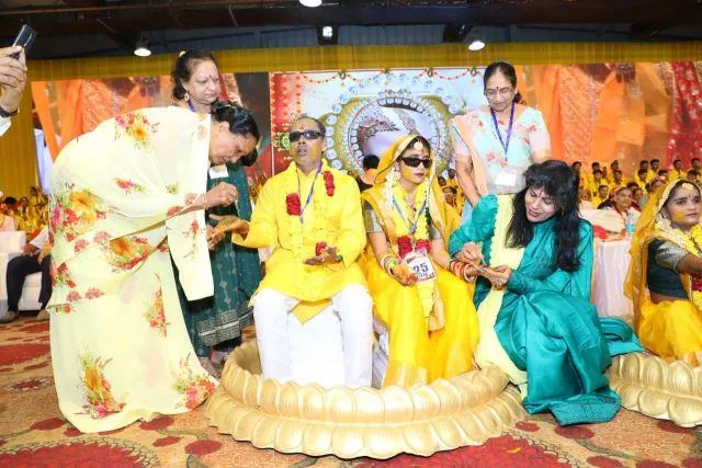 narayan seva sansthan divyang nirdhan samuhik vivah samaroh haldi mehandi bindoli program
