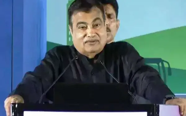 nitin gadkari said 10 percent pollution tax on diesel vehicles in society of indian automobile manufacturers siam annual program