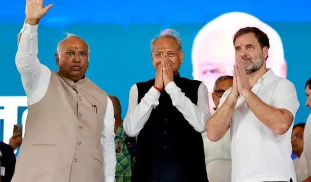 rahul gandhi in jaipur laid foundation stone on congress office jaipur