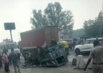 dungarpur road accident
