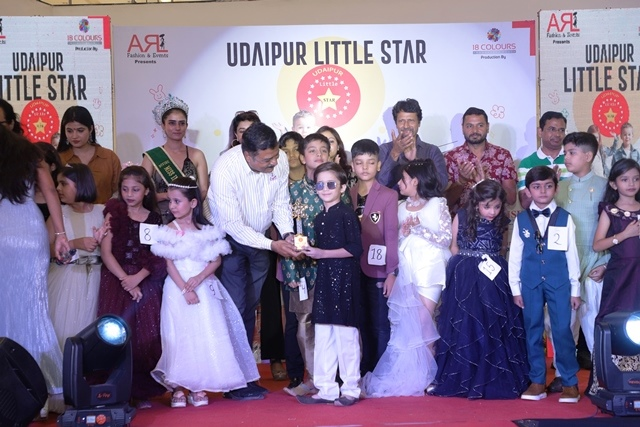 udaipur little star 2023 alina anaya and mansvi won the udaipur little star title kids fashion show contest -7