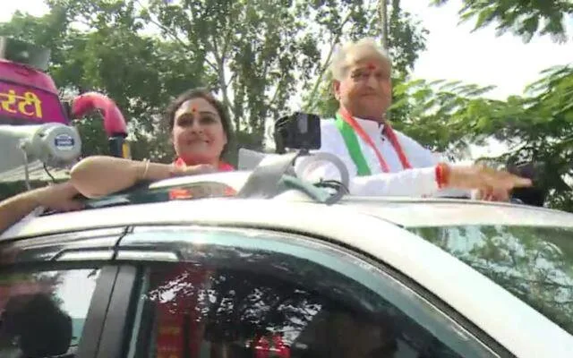 congress guarantee yatra starts in rajasthan