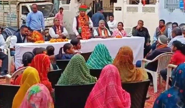 udaipur bjp candidate tarachand jain public meeting in nukkad sabhaye