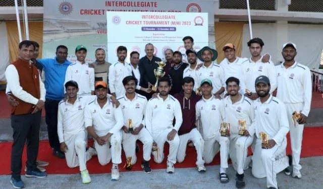 commerce college udaipur team won inter college cricket tournament 2023