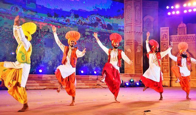 shilpgram utsav 2023 starts governor kalraj mishra inaugrates