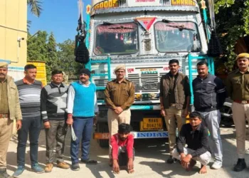 udaipur police arrest two accused of truck loot with 2 crore cost goods