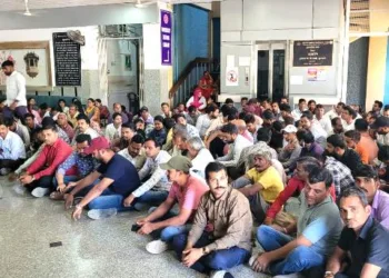 Protest by contract workers in MLSU Udaipur