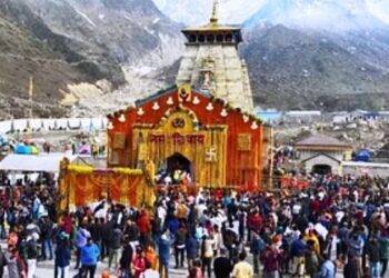 chardham yatra 2024 ban on reels in 50 meter radius of temples