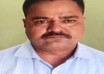 revenue inspector trap in dungarpur