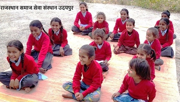 rajasthan samaj seva sansthan udaipur sweater distributions Kundal Ka Guda school udaipur
