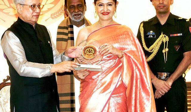 arth director Dr. Deepa Singh get Laser Icon Award telangana governor honored her