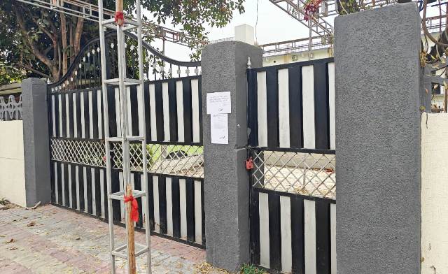 nagar nigam udaipur seizes Parmanand Garden Shobhagpura