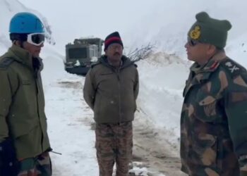 uttrakhand mana avalanche 4 died in 50 rescued workers of BRO, 5 feared to trap