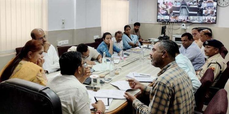 rajasthan cs sudhansh pant warn to all collector for ratri chaupal negligence and order to stay in village during ratri chaupal