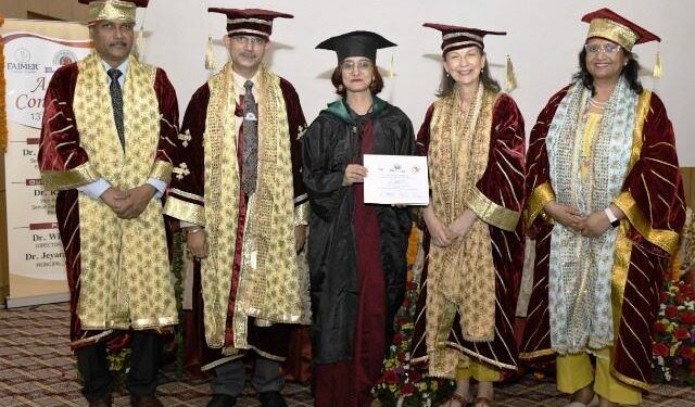 udaipur geetanjali hospital Dr. Nalini Sharma awarded by international fellowship