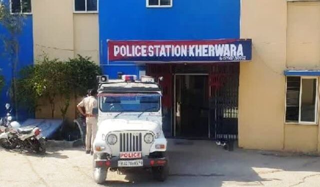 udaipur man faints in police custody kherwara police thana, family accuses police assault, police says he has brain fever