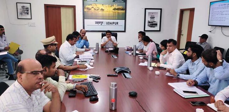 Officers and engineers do not even pick up the phone of the district control room in Udaipur