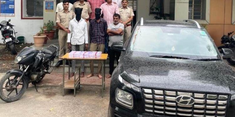udaipur police bust interstate loot gang arrest five accused of loot with jeweller in dabok udaipur