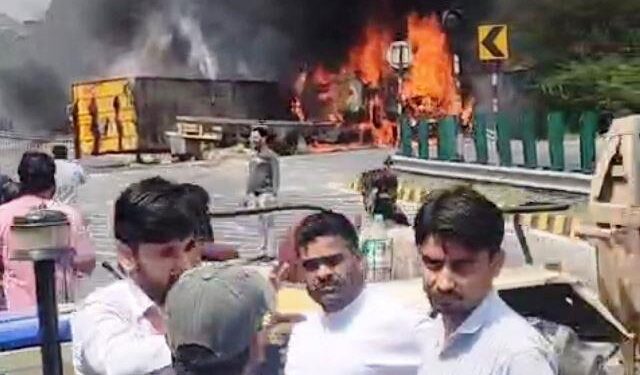 two major accident in udaipur trailer driver burn alive on nathdwara highway