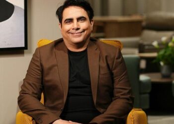 arth ceo dr. Arvinder singh is teaching AI and communication skills online to 10 thousand professionals from 83 countries