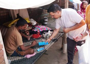 campaign in punjab Flood area by Narayan Seva Sansthan udaipur