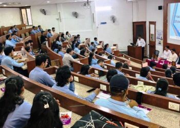 special session on Pradhan Mantri Viksit Bharat Rozgar Yojana in pacific university