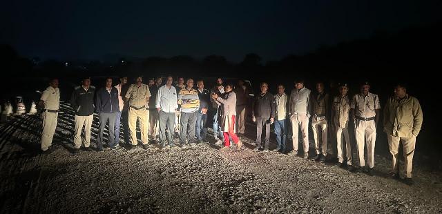 illegally transporting masonry stone in rajasthan