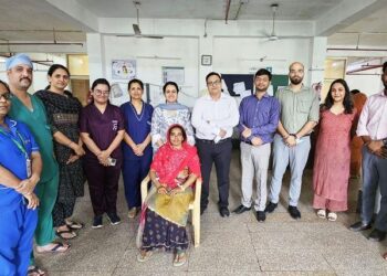 udaipur pacific hospital doctors team done Uterine artery embolization successful to save the woman life in PMCH udaipur