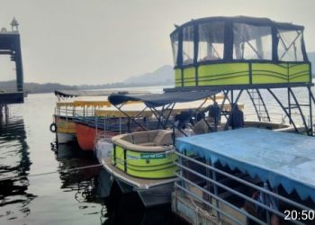 पिछोला झील में पांच बोट सीज, सूर्यास्त के बाद हो रहा था संचालन