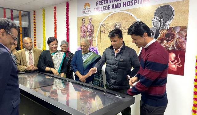 geetanjali medical college and hospital inaugurates Virtual Dissection Table – VDT for medical students prectice