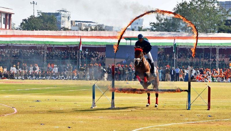 rajasthan 77th republic day state level program in sms stadium jaipur governor flag hoisted -1