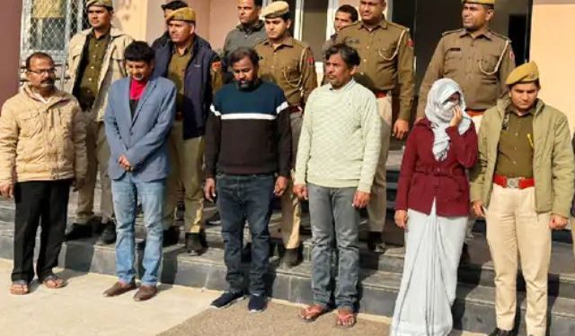 rajasthan SOG police bust omr sheet tampering gang to increase candidates scores in recruitment exam