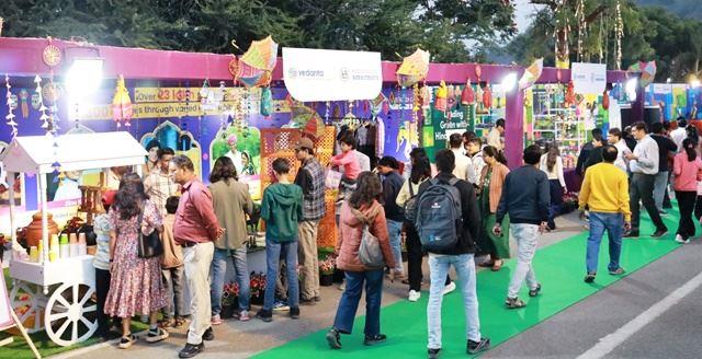 udaipur flower show tourist like Hindustan Zinc Sakhi and Samadhan projects products