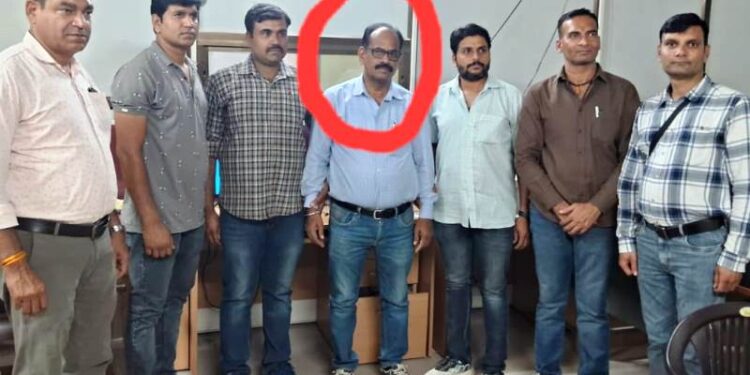 udaipur ACB arrest Revenue Inspector vallabhnagar udaipur for taking Bribe